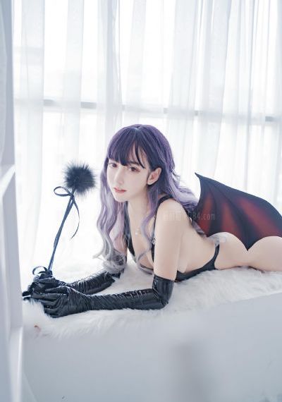 田丸麻纪子