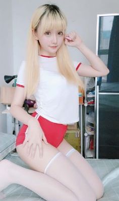 被淋湿的寡妇bd中文字幕