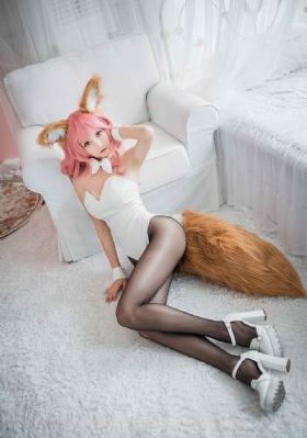 侯府荡女h女奶水