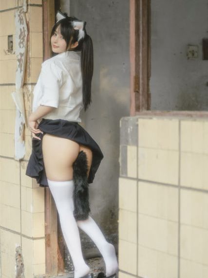 地铁蓝衣
