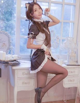 午夜免费小视频